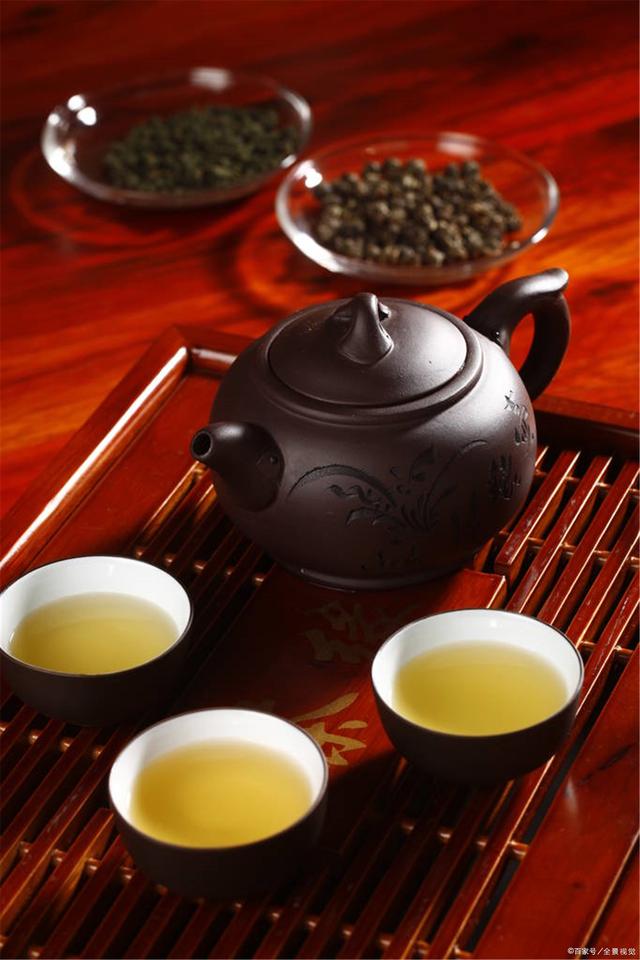 养生必备，喝茶降尿酸，健康每一天