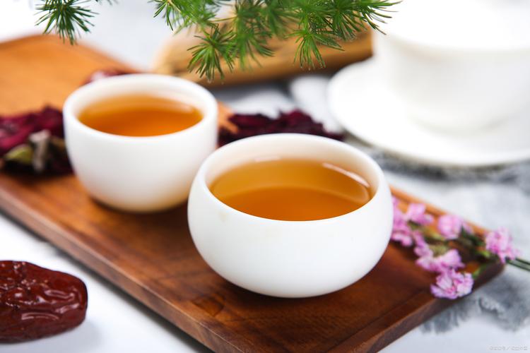 绿茶牛奶同饮，养生功效翻倍